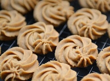 Butter Cookie Keto Energy Bites